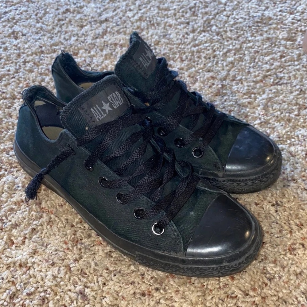 Chuck Taylor converse all star low tops